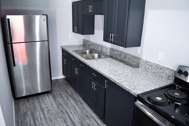 Tam Apartments