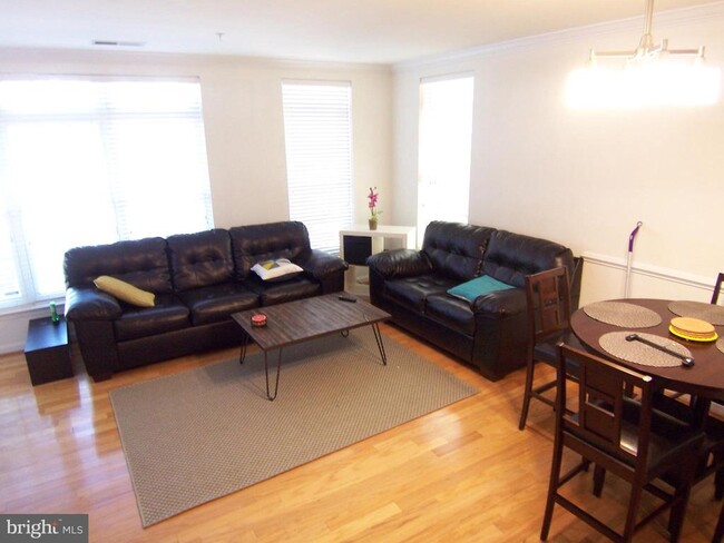 Photo - 4618 Battenburg Ln Unidad 731