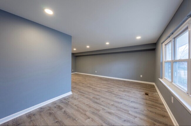 Photo - 1726 Borbeck Ave