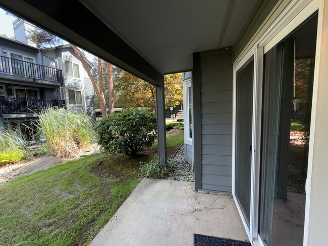 Photo - 2 Bed 1 Bath Totem Lake Condo