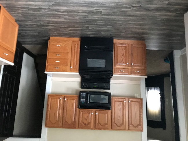 Photo - 227 James St