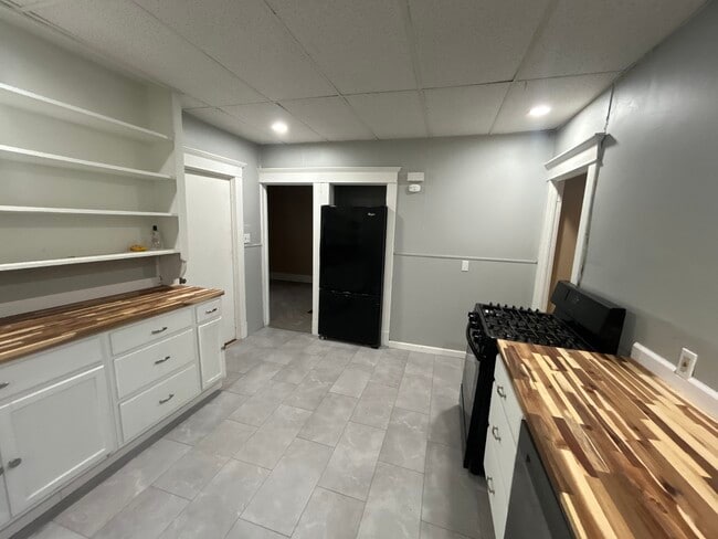 Photo - 425 Cumberland Ave Unit 1