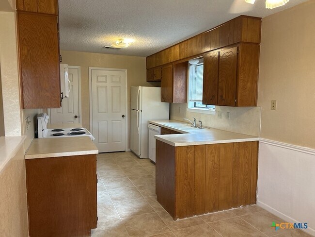 Photo - 3313 Sungate Dr