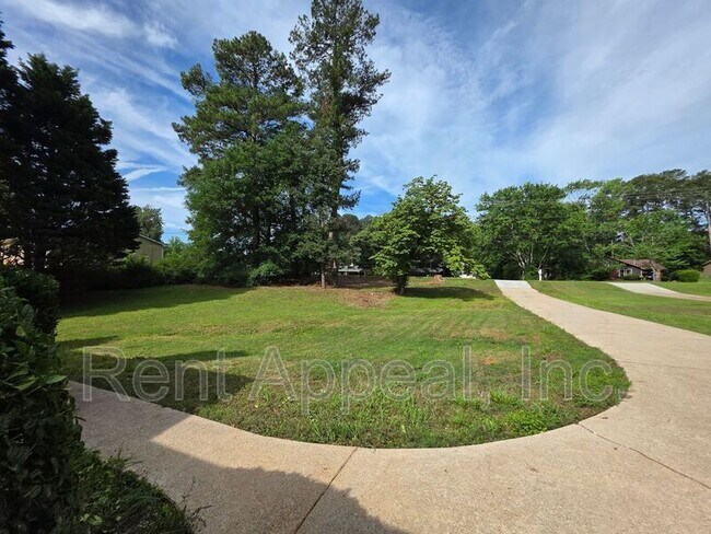 102 Park Pl Dr