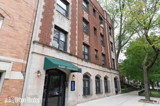 Building Photo - 604 W Barry Ave Unit M06B Rental