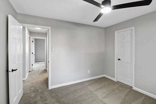 Photo - 1203 Dean Dr