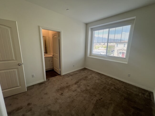 Photo - 16541 Wyndham Ln