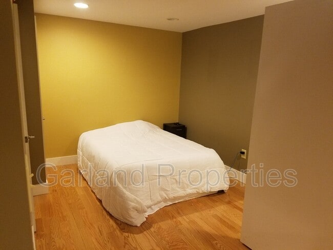 Photo - 111 Kirk Ave SW Unit 1B