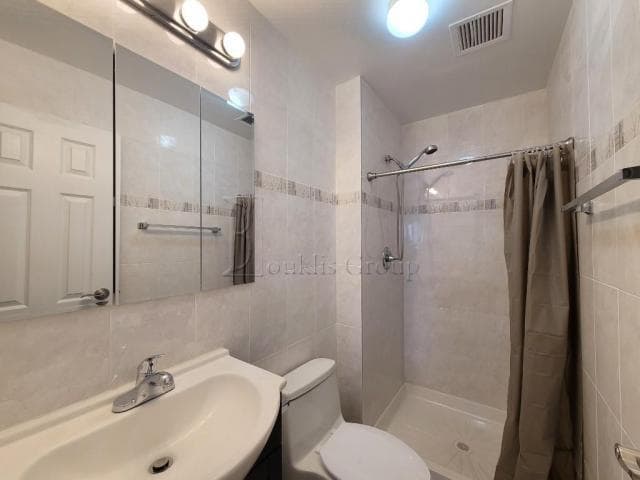 Photo - 4 bedroom in ASTORIA NY 11102 Unit 3