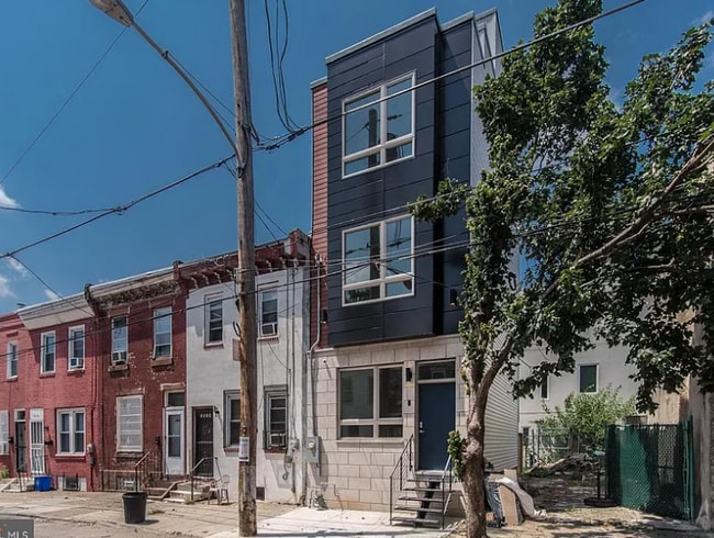 Building Photo - 1836 N Marshall St