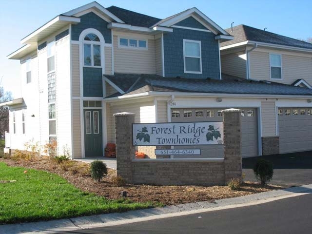 Forest Ridge Townhomes - Forest Ridge Townhomes