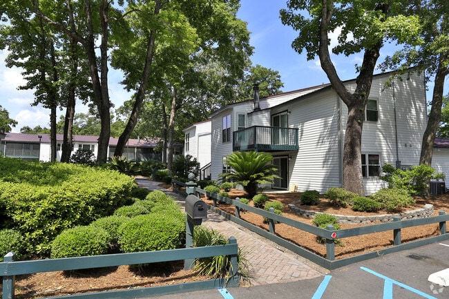 Thickett Apartments