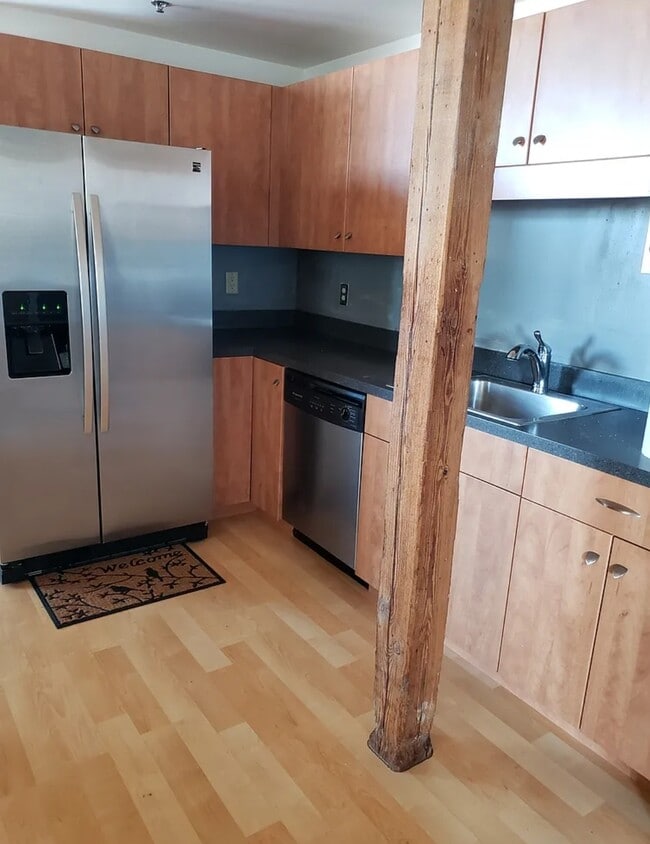 Photo - 147 Centre St Unit 604