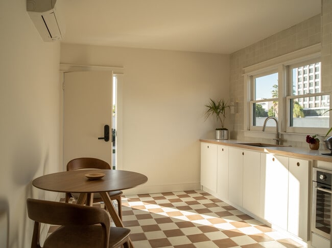 Photo - 4603 La Mirada Ave