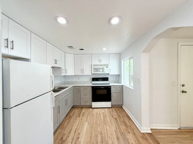 Photo - Move-in Ready Ranch