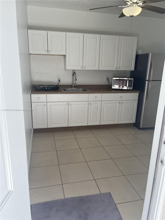Building Photo - 15141 NW 33rd Ave Unit 15141 Rental
