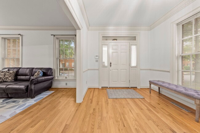 Photo - 325 Raleigh Ave