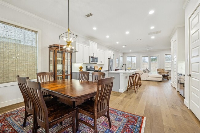 Photo - 1005 Bunton St