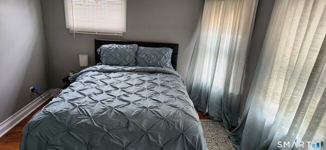 181 Harlem Ave