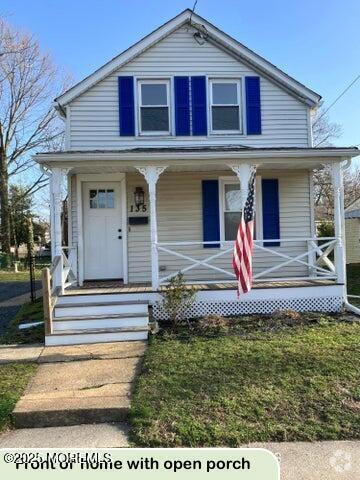 Building Photo - 135 3rd St Rental
