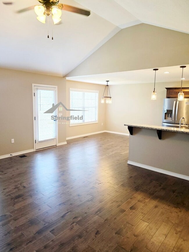 Photo - Republic -Newer w/ 3 Car Garage - Close To Republic High School