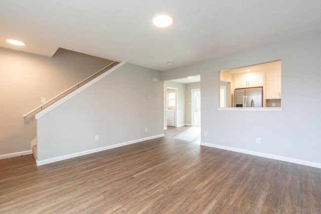 Photo - Willow Court Bloomington Unit 152 Kennedy