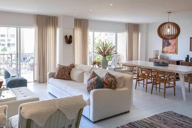 Photo - 1800 NE 114th St Unit 506