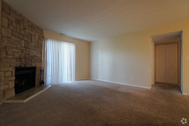 Building Photo - 844 Tenderfoot Hill Rd Rental