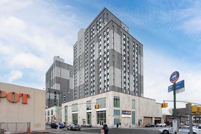 Photo - Archer Green