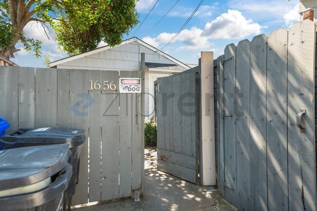Photo - Unit