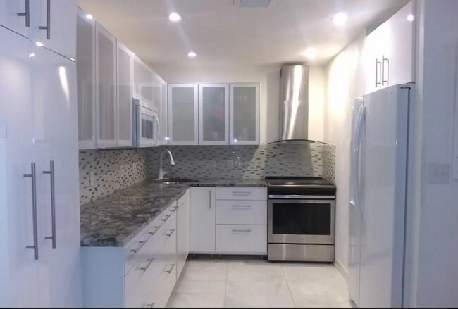 Photo - 10 Weston Ave Unit .