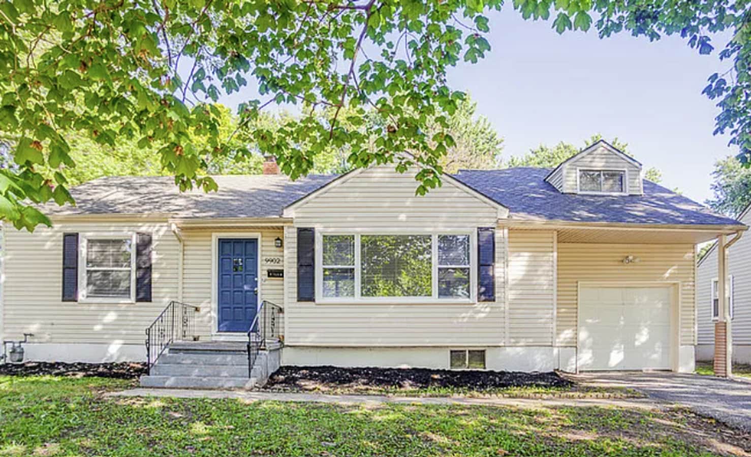 Spacious Home in the Heart of Independence - Spacious Home in the Heart of Independence