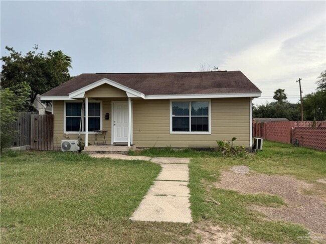 Photo - 1109 N 17th St House