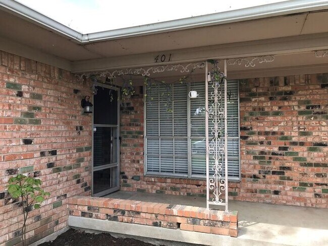Photo - Richardson 2 Bedroom 2 Bathroom and 1 Car ...