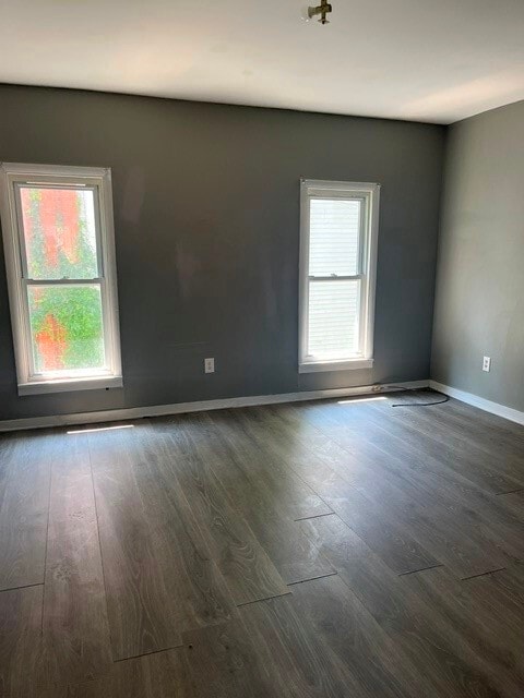 Photo - 112 E Chemung Pl