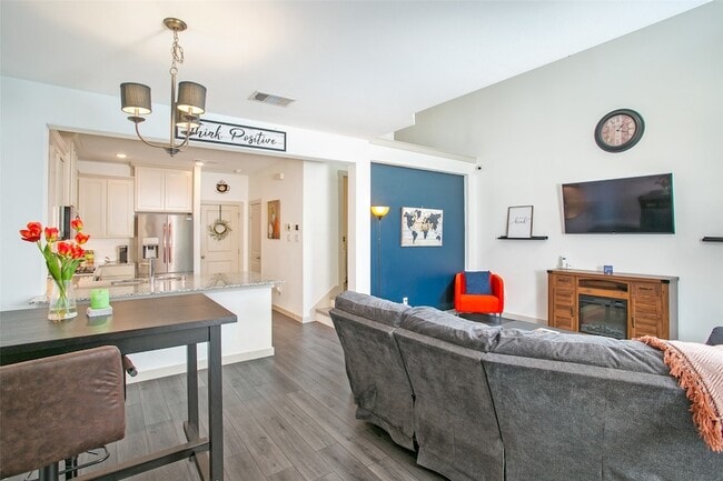 Photo - 1213 Casselberry Dr