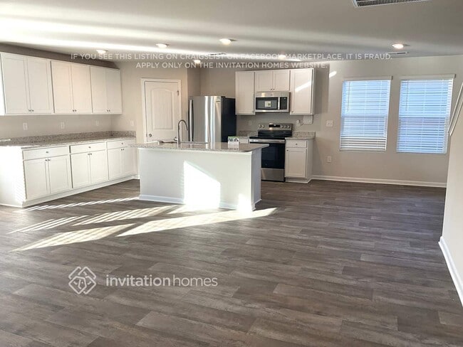 Photo - 207 White Flds Ave