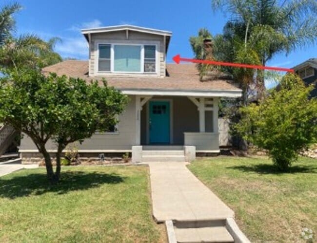Building Photo - Charming Upstairs 1-Bedroom – Just Steps A... Unit 1084 1/2 Lincoln Rental