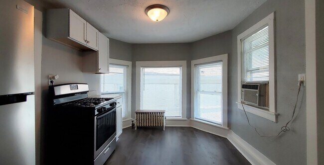 Photo - 414 Oneida St Unit 2