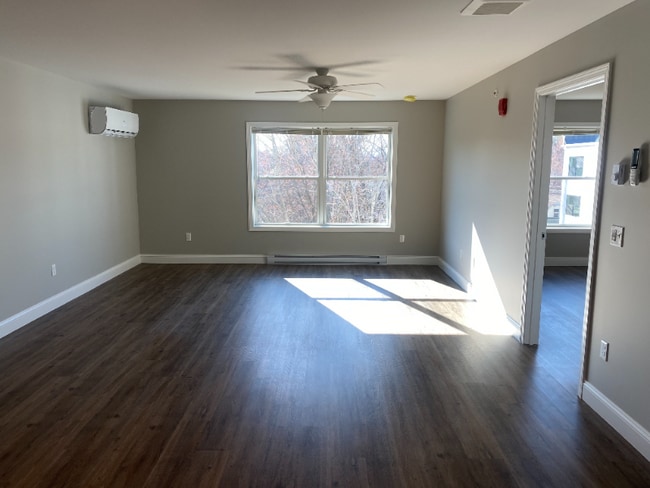 Photo - 197 Pearl St