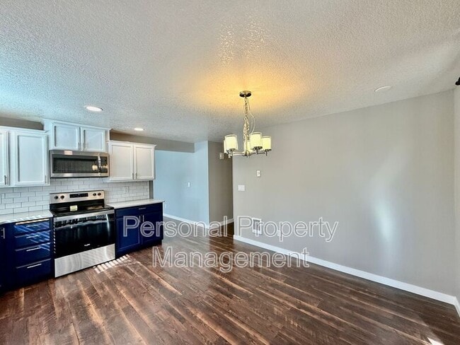 Photo - 9719 NE 60th Ave