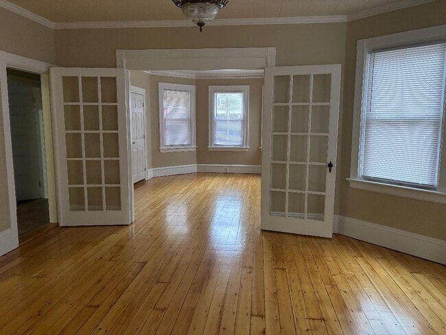 Building Photo - 51 Hamlin St Unit 1