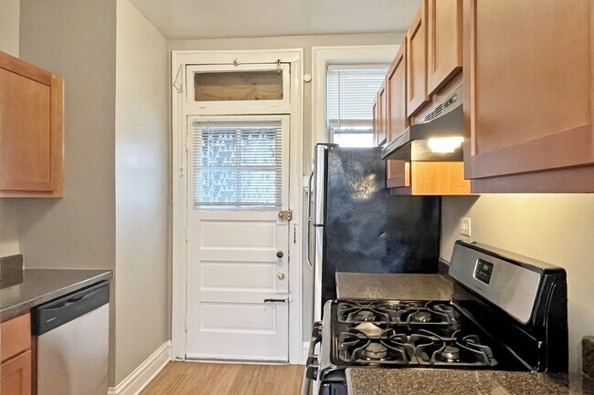 809 - 1151-1153 S. Oak Park Ave. and 803-809 Fil...