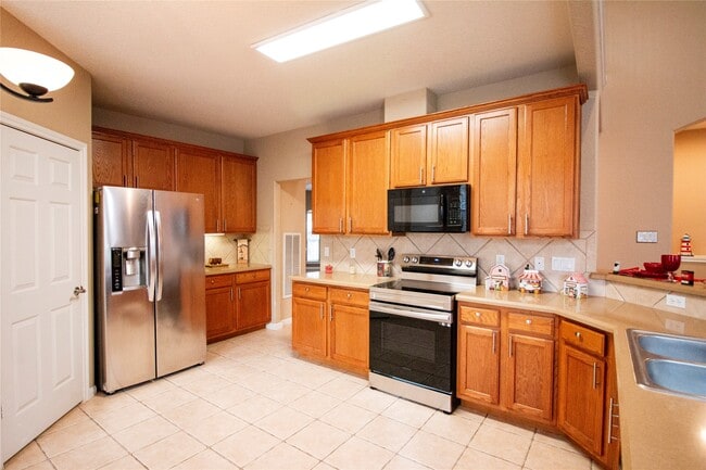 Photo - 3318 Shadow Crest Ct