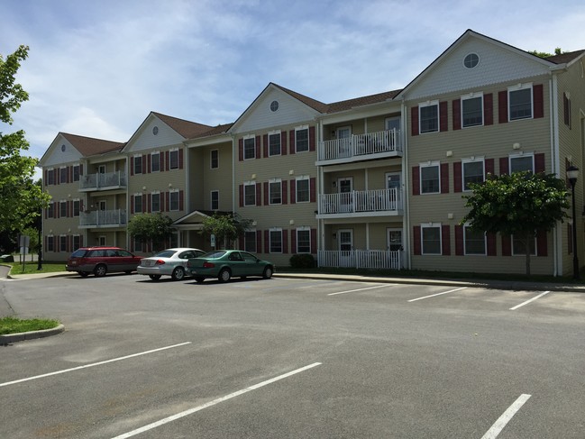 Photo - Red Hook Commons