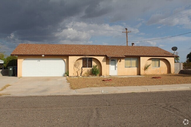 Building Photo - Home Sweet Home!!!