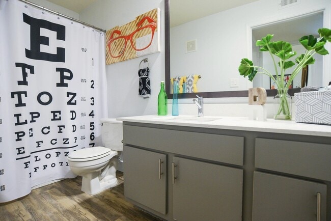 Photo - 11900 Hobby Horse Ct Unidad 1335