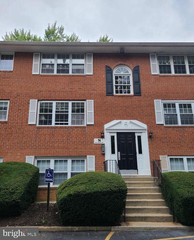 Building Photo - 822 South Ave Unit N11 Rental
