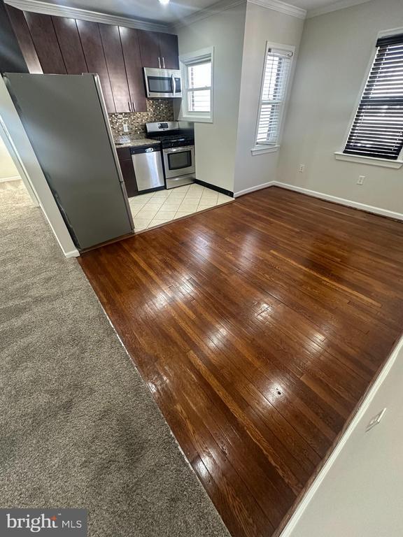 Photo - 2712 6th St NE