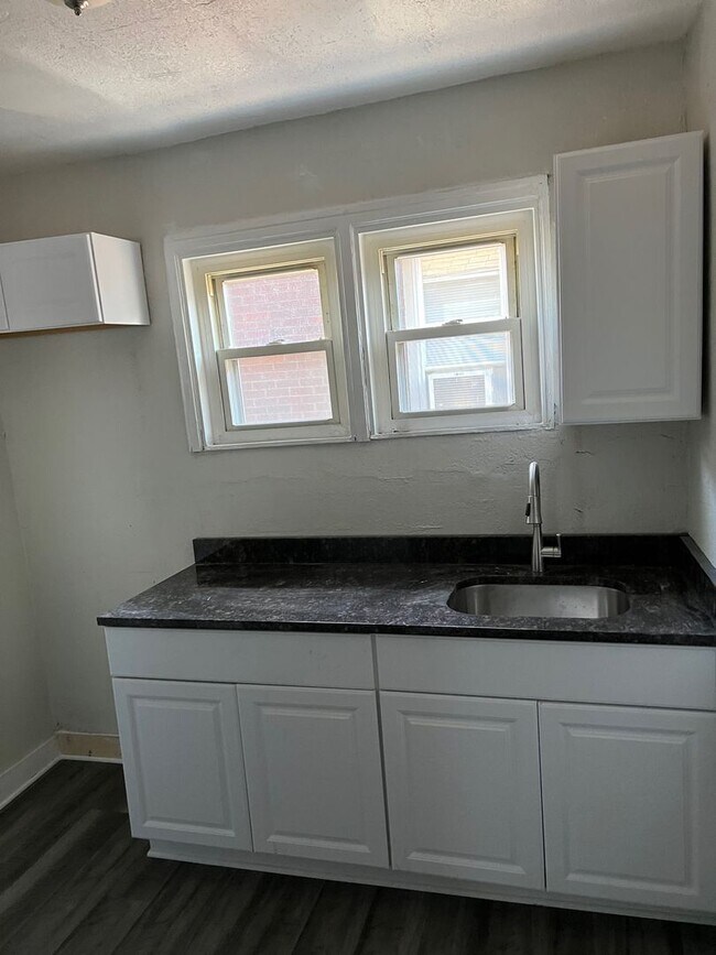 2021 Hampton - 2021 Hampton Apartment Unit 1
